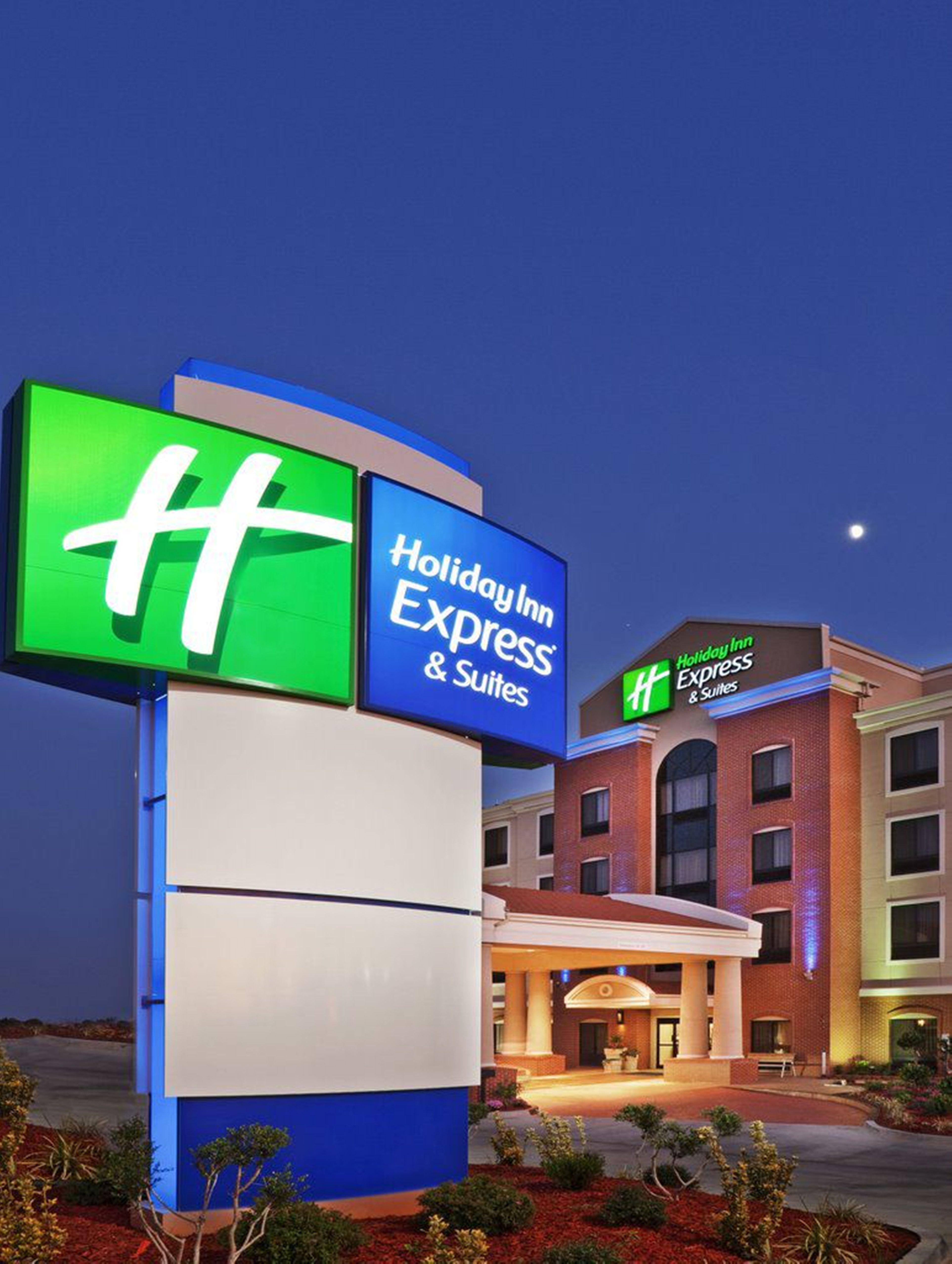Holiday Inn Express Greensburg, An Ihg Hotel Buitenkant foto